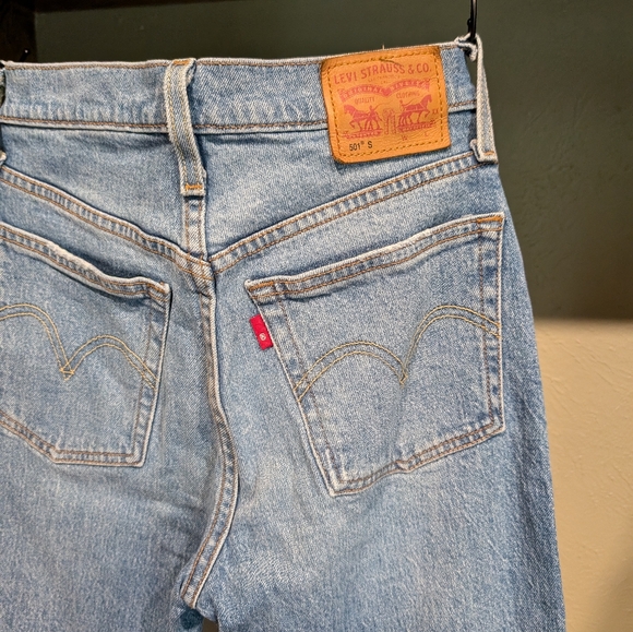 Levi's 501 - Picture 1 of 3